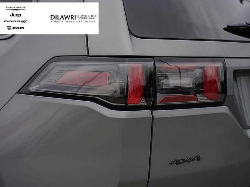 2026 Jeep Cherokee Laredo 4x4 Hybrid