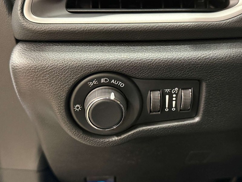 2027 Chrysler Grand Caravan SXT