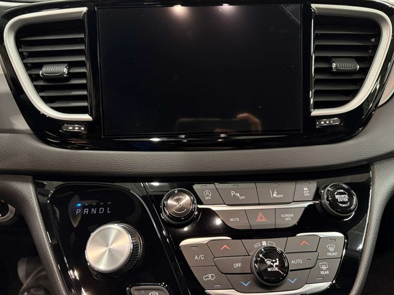 2027 Chrysler Grand Caravan SXT