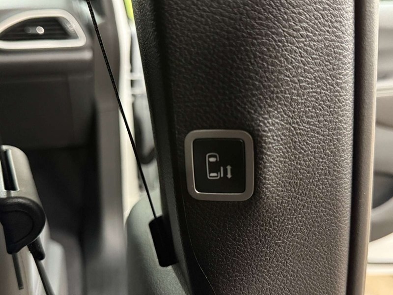 2027 Chrysler Grand Caravan SXT