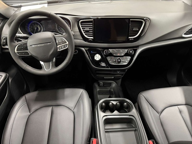 2027 Chrysler Grand Caravan SXT