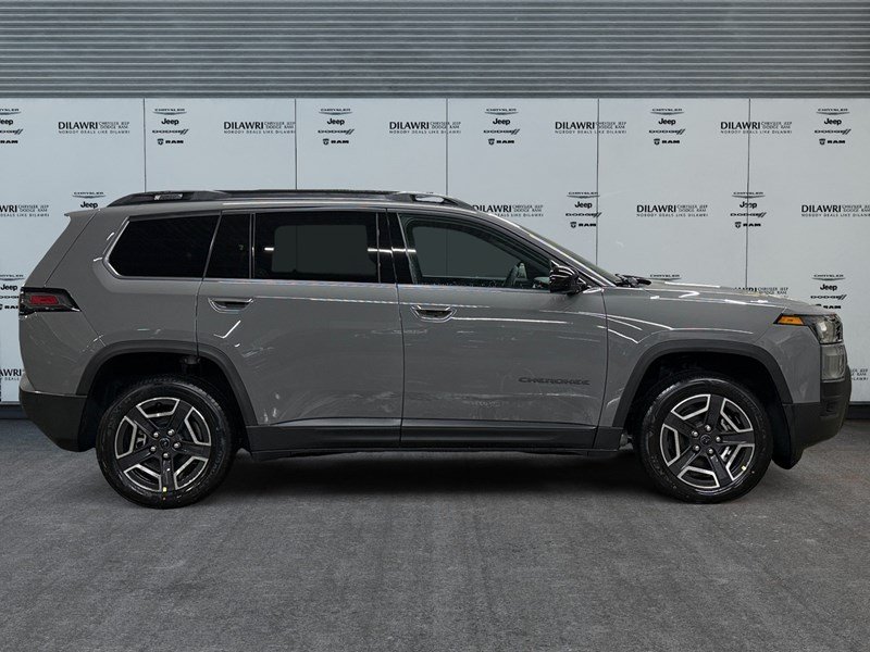 2026 Jeep Cherokee Laredo 4x4 Hybrid