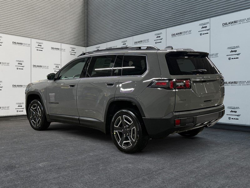 2026 Jeep Cherokee Laredo 4x4 Hybrid
