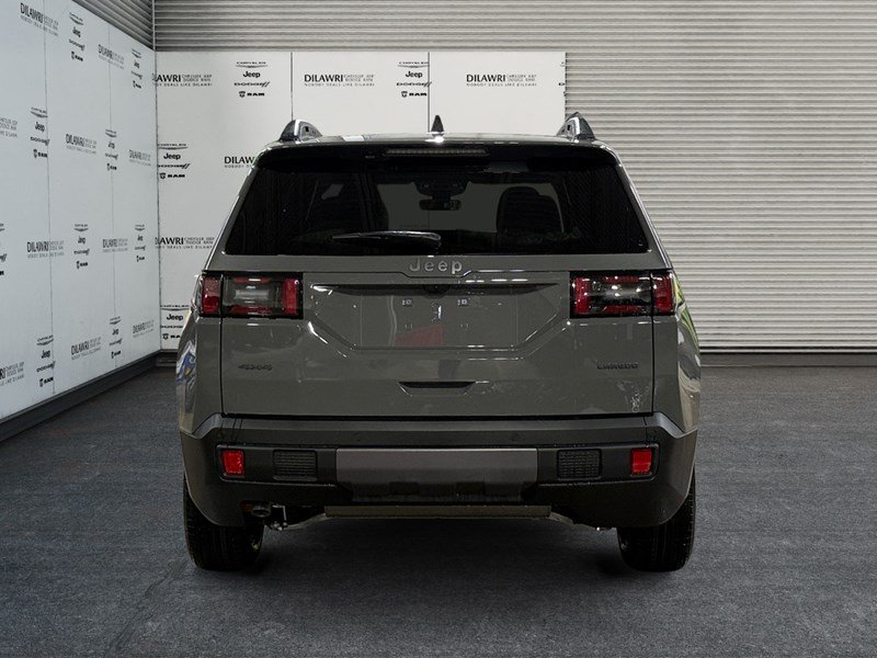 2026 Jeep Cherokee Laredo 4x4 Hybrid