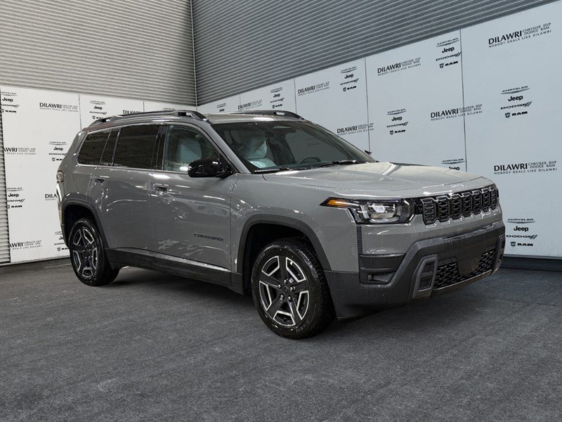 2026 Jeep Cherokee Laredo 4x4