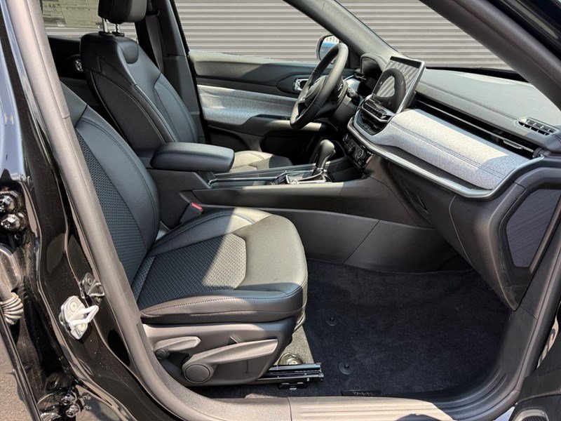 2025 Jeep Compass North 4x4