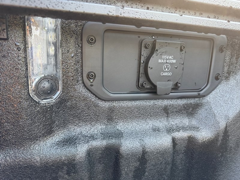 2025 RAM 1500 Big Horn 4x4 Crew Cab 5'7" Box