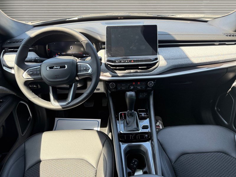 2025 Jeep Compass North 4x4