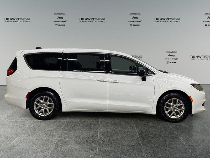 2024 Chrysler Grand Caravan SXT