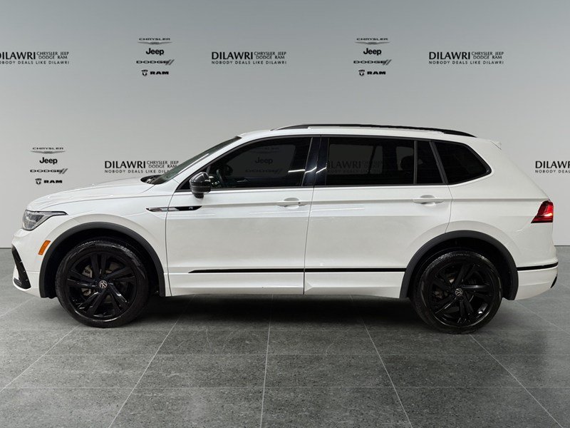 2023 Volkswagen Tiguan Comfortline R-Line Black Edition 4MOTION