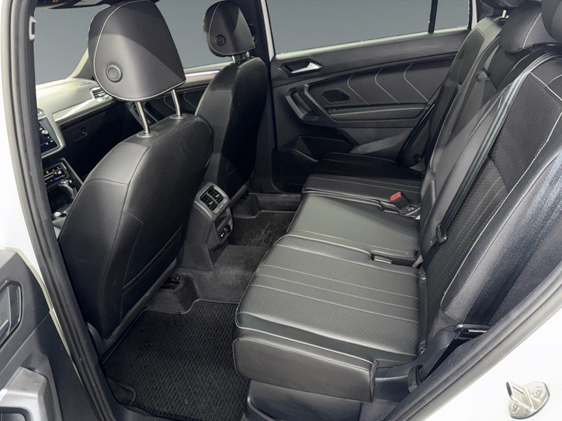 2023 Volkswagen Tiguan Comfortline R-Line Black Edition 4MOTION