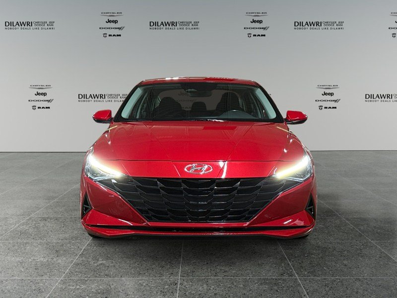 2022 Hyundai Elantra Preferred IVT