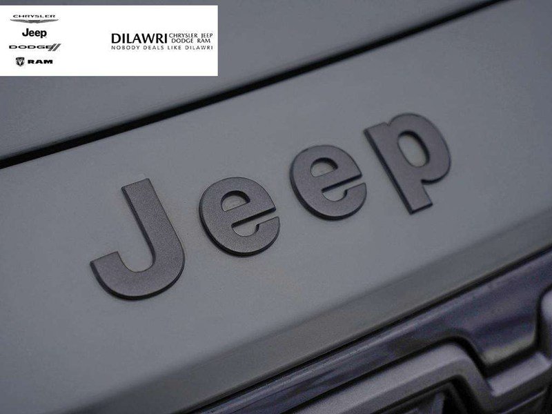 2026 Jeep Cherokee Laredo 4x4 Hybrid