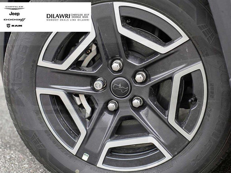 2026 Jeep Cherokee Laredo 4x4 Hybrid