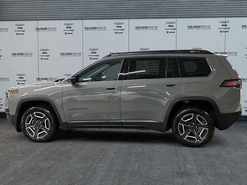 2026 Jeep Cherokee Laredo 4x4 Hybrid