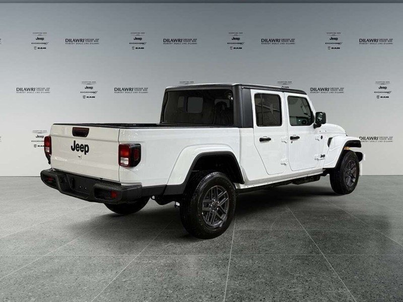 2026 Jeep Gladiator Sport S 4x4 V6