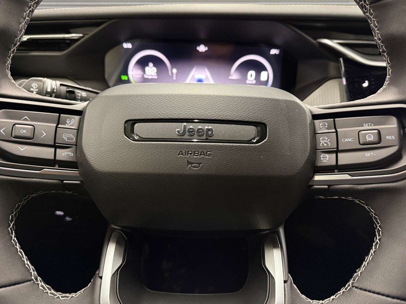 2026 Jeep Cherokee Limited 4x4 Hybrid