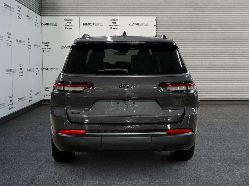 2026 Jeep Grand Cherokee L Altitude 4x4
