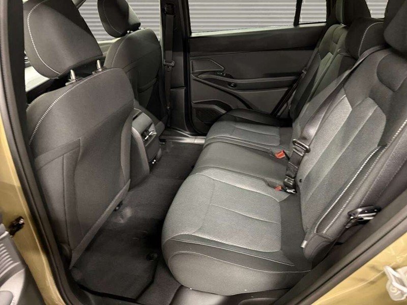2026 Jeep Cherokee Laredo 4x4 Hybrid