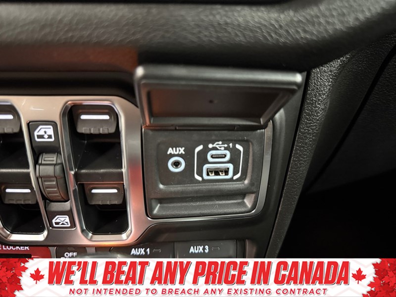 2025 Jeep Wrangler Willys 4 Door 4x4