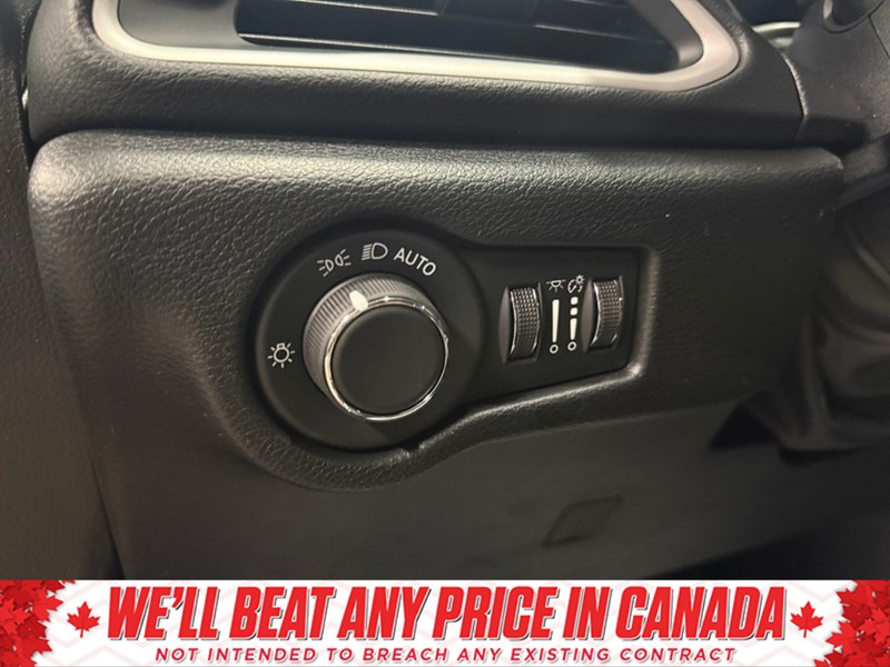 2026 Chrysler Grand Caravan SXT 2WD