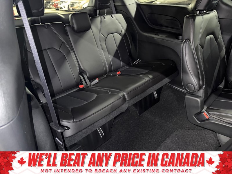 2026 Chrysler Grand Caravan SXT 2WD