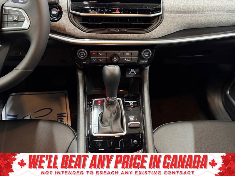 2025 Jeep Compass North 4x4