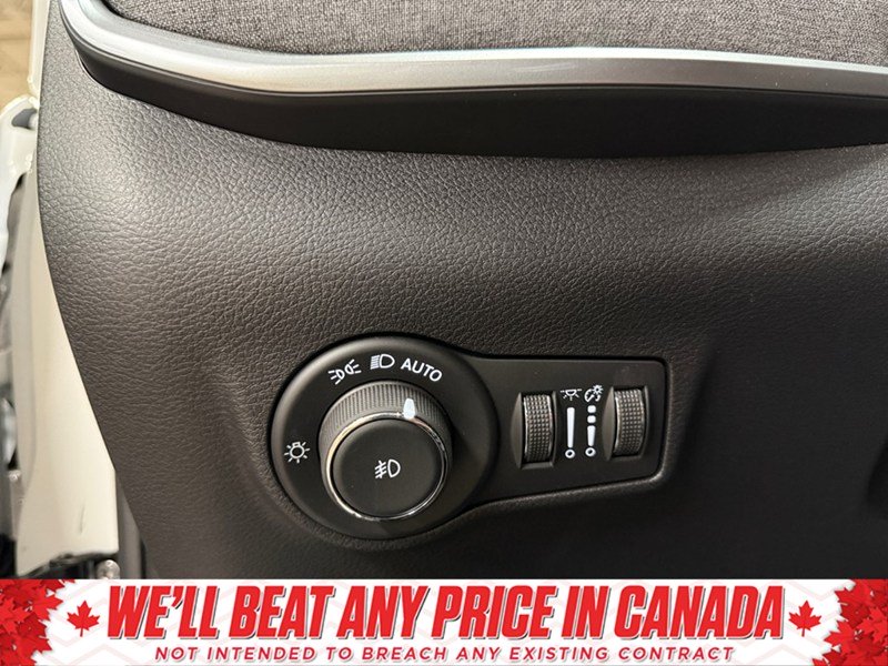 2025 Jeep Compass North 4x4