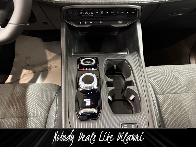 2026 Jeep Cherokee Laredo 4x4 Hybrid
