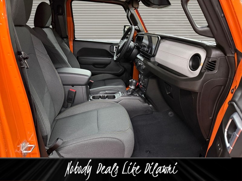 2026 Jeep Wrangler Willys 4 Door 4x4 V6