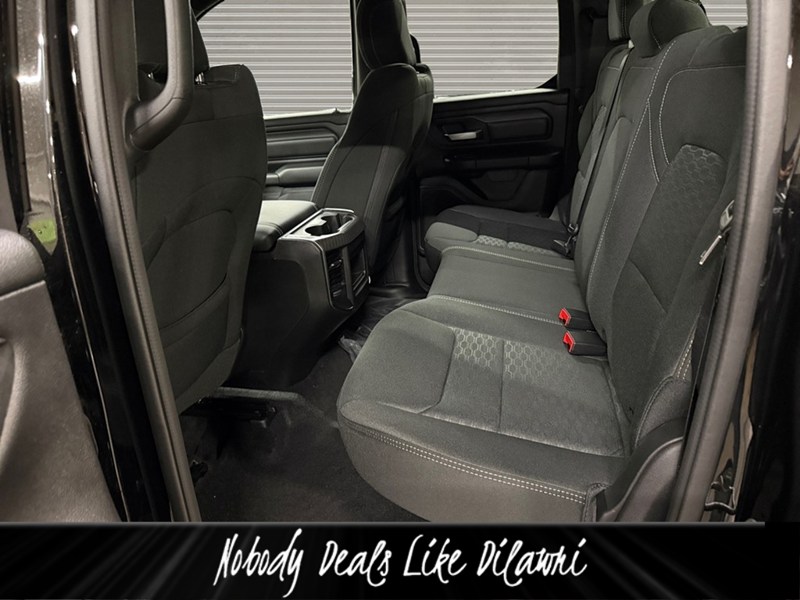 2026 RAM 1500 Black Express Edition 4x4 Quad Cab