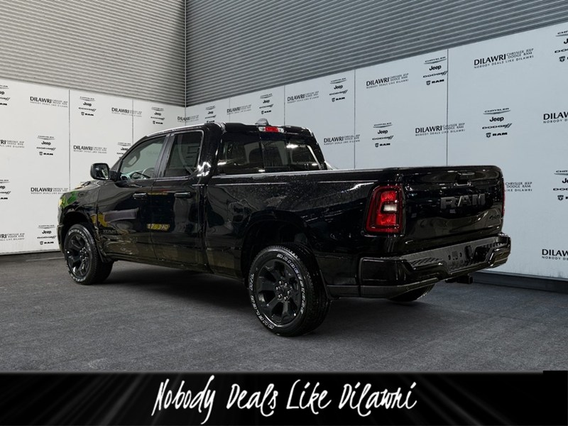 2026 RAM 1500 Black Express Edition 4x4 Quad Cab