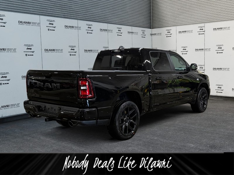 2026 RAM 1500 Sport 4x4 Crew Cab V8 HEMI 5'7" Box