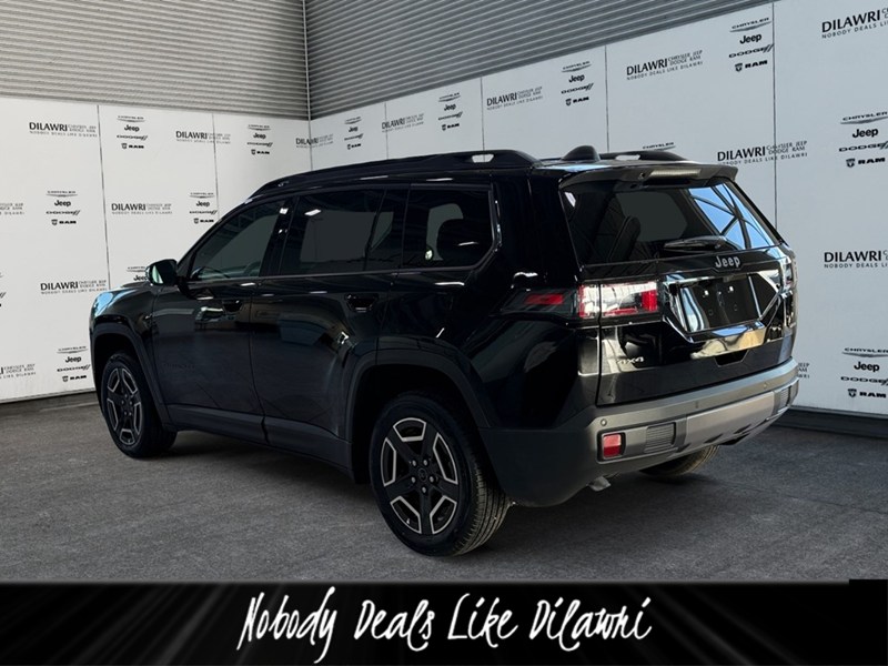 2026 Jeep Cherokee Laredo 4x4 Hybrid