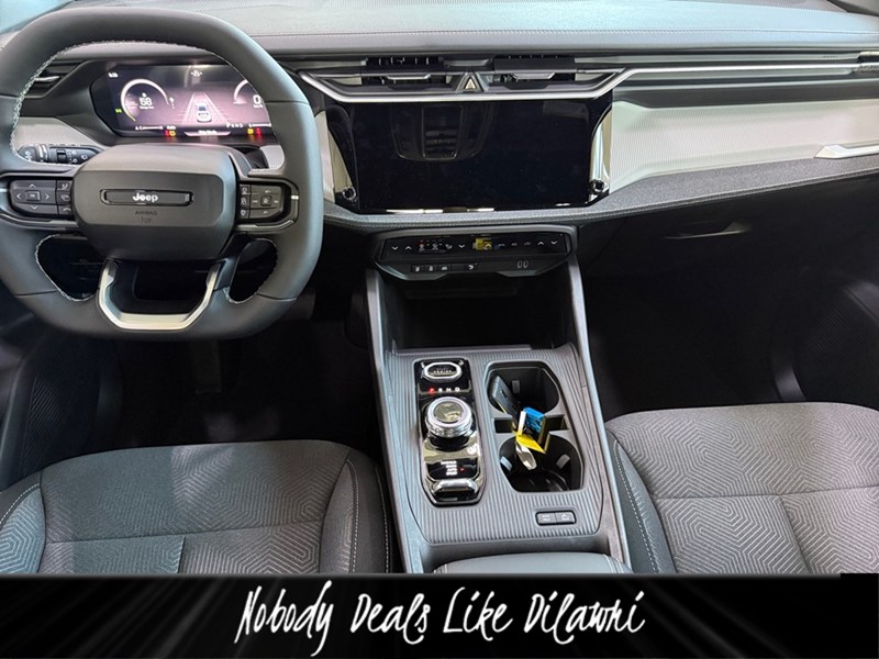 2026 Jeep Cherokee Laredo 4x4 Hybrid