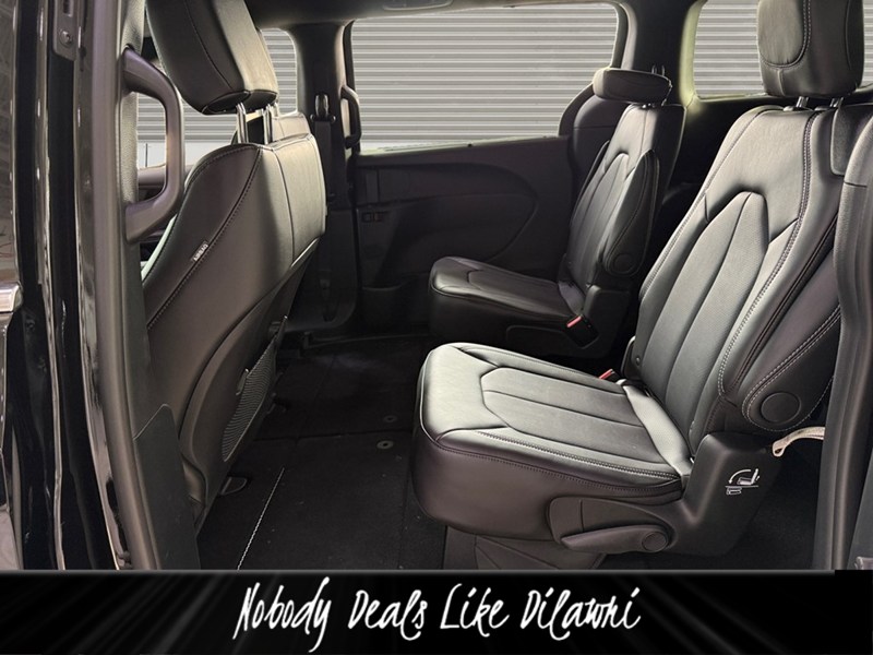 2026 Chrysler Grand Caravan SXT