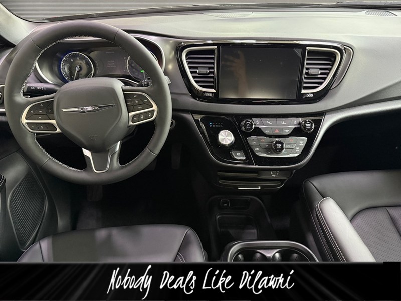 2026 Chrysler Grand Caravan SXT