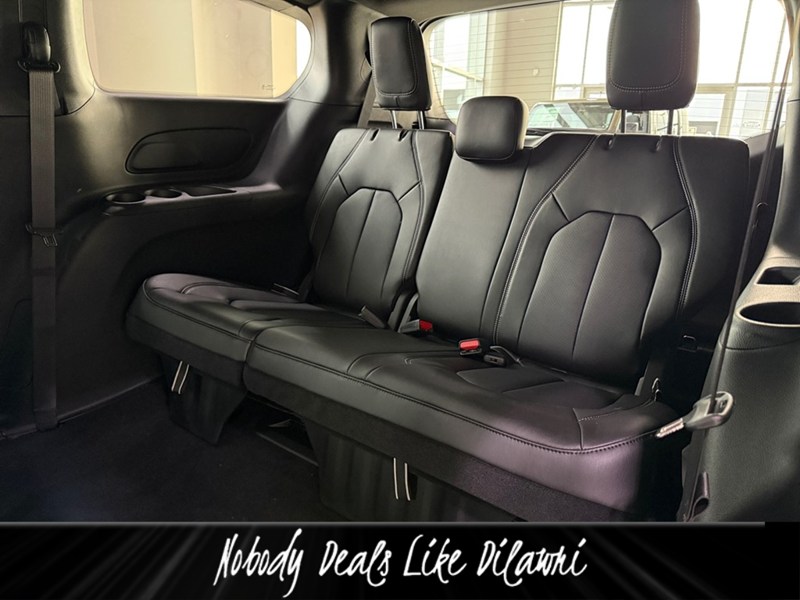 2026 Chrysler Grand Caravan SXT