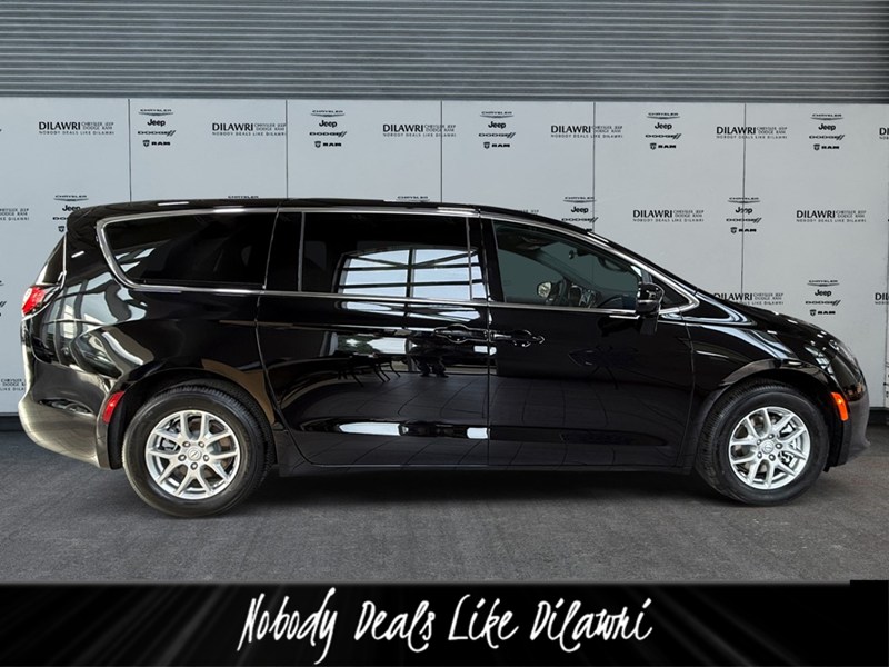 2026 Chrysler Grand Caravan SXT