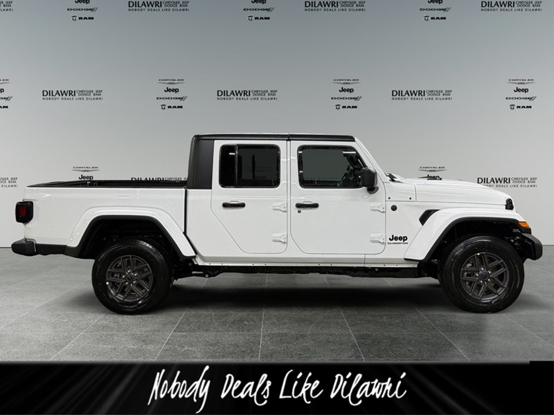 2026 Jeep Gladiator Sport S 4x4 V6