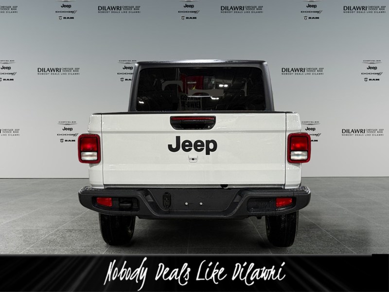 2026 Jeep Gladiator Sport S 4x4 V6