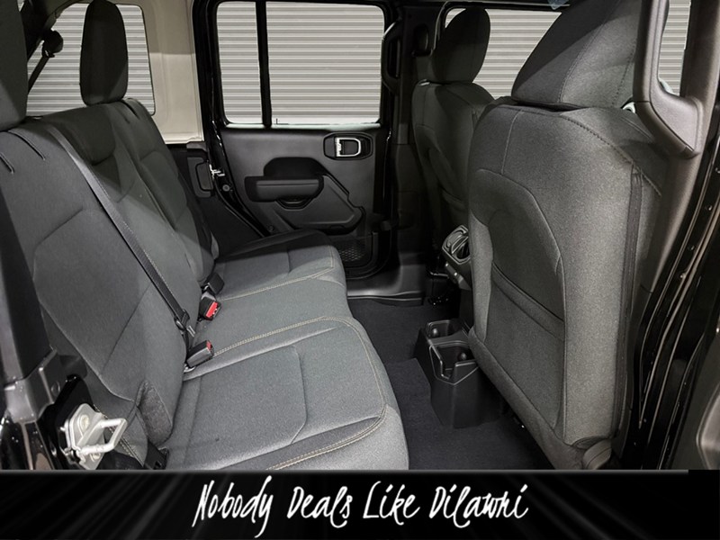 2026 Jeep Wrangler Willys 4 Door 4x4 V6
