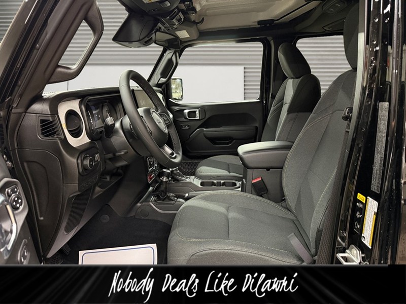 2026 Jeep Wrangler Willys 4 Door 4x4 V6