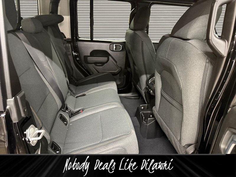 2026 Jeep Gladiator Sport S 4x4 V6