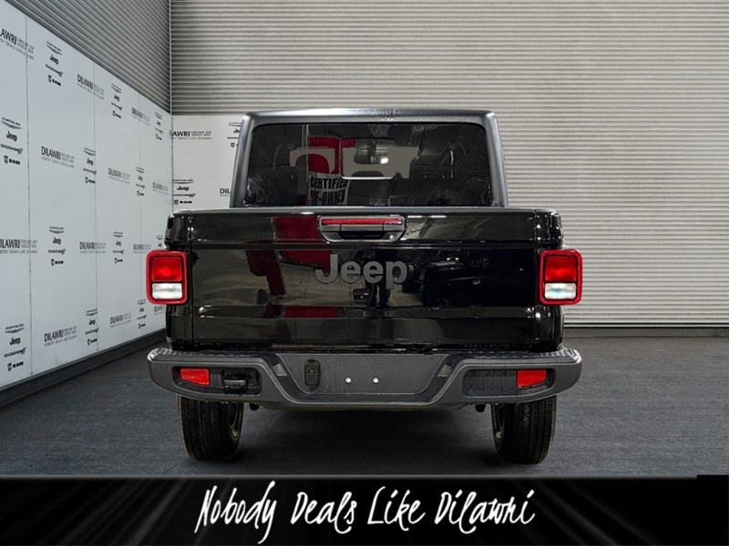 2026 Jeep Gladiator Sport S 4x4 V6