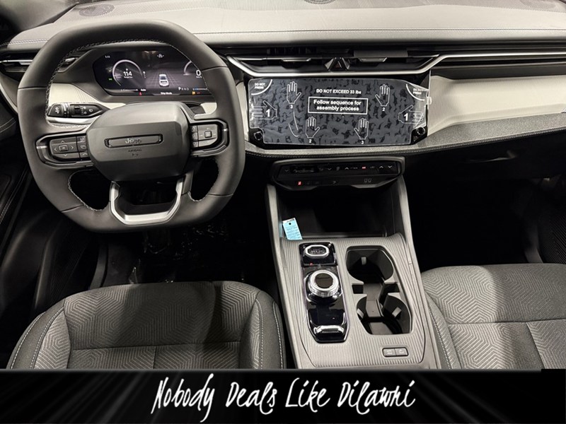 2026 Jeep Cherokee Laredo 4x4 Hybrid