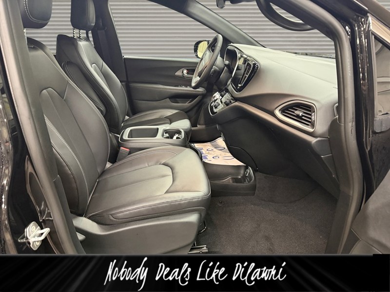 2026 Chrysler Grand Caravan SXT