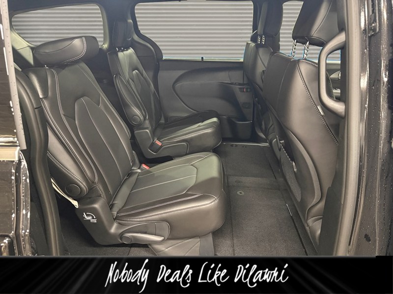 2026 Chrysler Grand Caravan SXT
