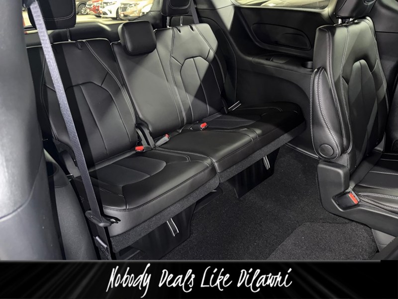 2026 Chrysler Grand Caravan SXT