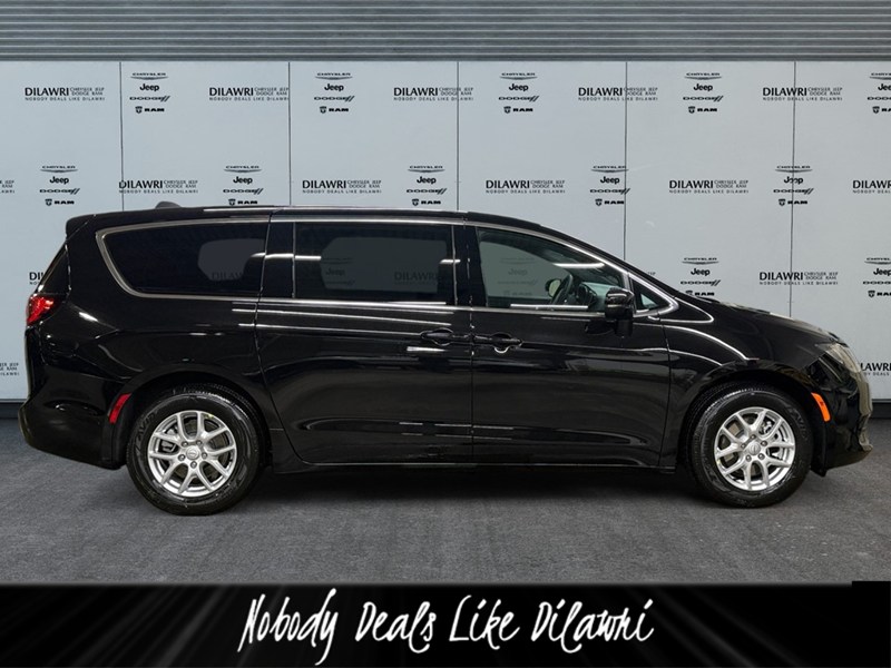 2026 Chrysler Grand Caravan SXT